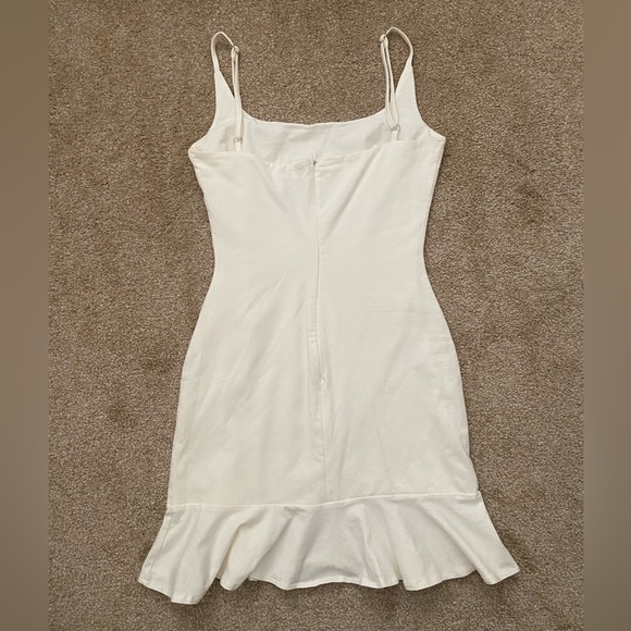 White mini dress - size 0 - Picture 2 of 3